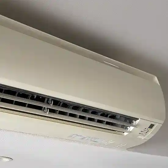 壁掛けエアコン取付け工事前